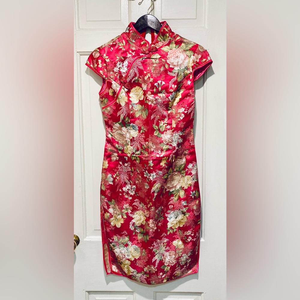NEW Floral Pinkish Red Cheongsam Dress / Qipao